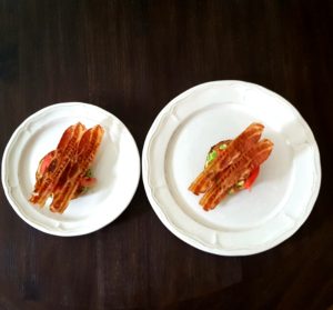 Food difference on different size plates