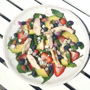 spinach salad with chicken - followPhyllis