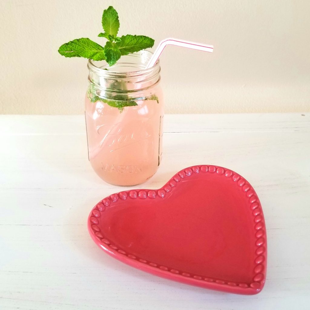 4 GUILTLESS VALENTINE'S Mint Grapegruit Mojito - followPhyllis