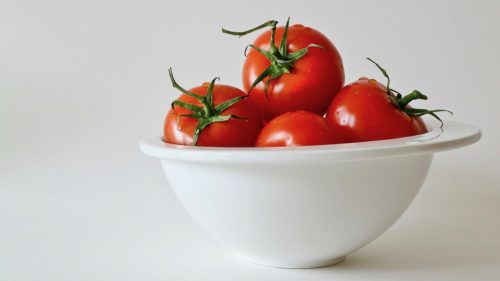 Eating for Hydration Tomatoes - followPhyllis