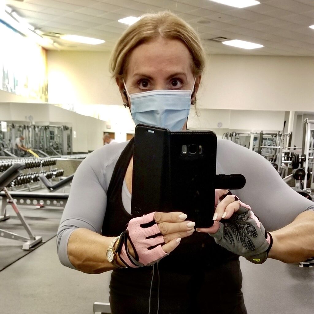 How to Stay Safe at the Gym During Covid - followPhyllis